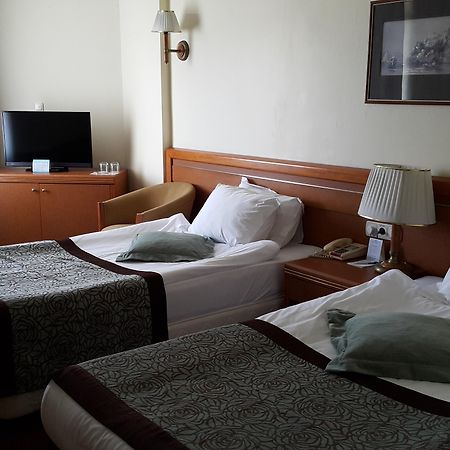 Oezkaymak Marina Hotel - Ultra All Inklusive Kemer Exterior foto